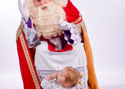 Sinterklaas met kind glamourfoito - december-entertainment.nl