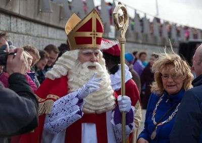 Sinterklaas in Batavia haven te Lelystad - december-entertainment.nl